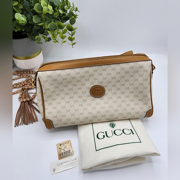 Gucci Handbags - 🔥Authentic vintage Gucci micro GG🔥